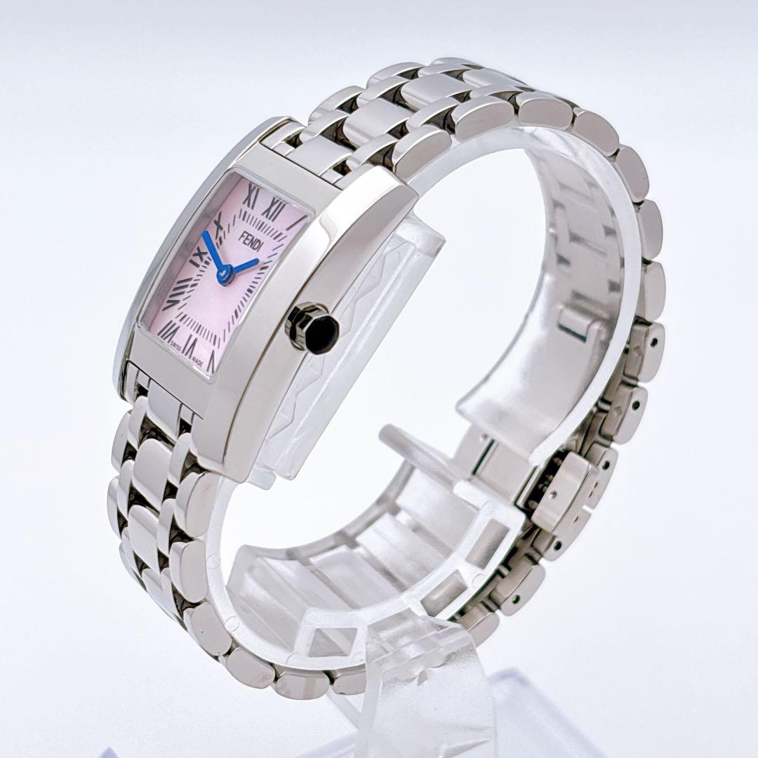【極美品・電池新品・付属】FENDI 114 タンク クラシコ ピンク 腕時計