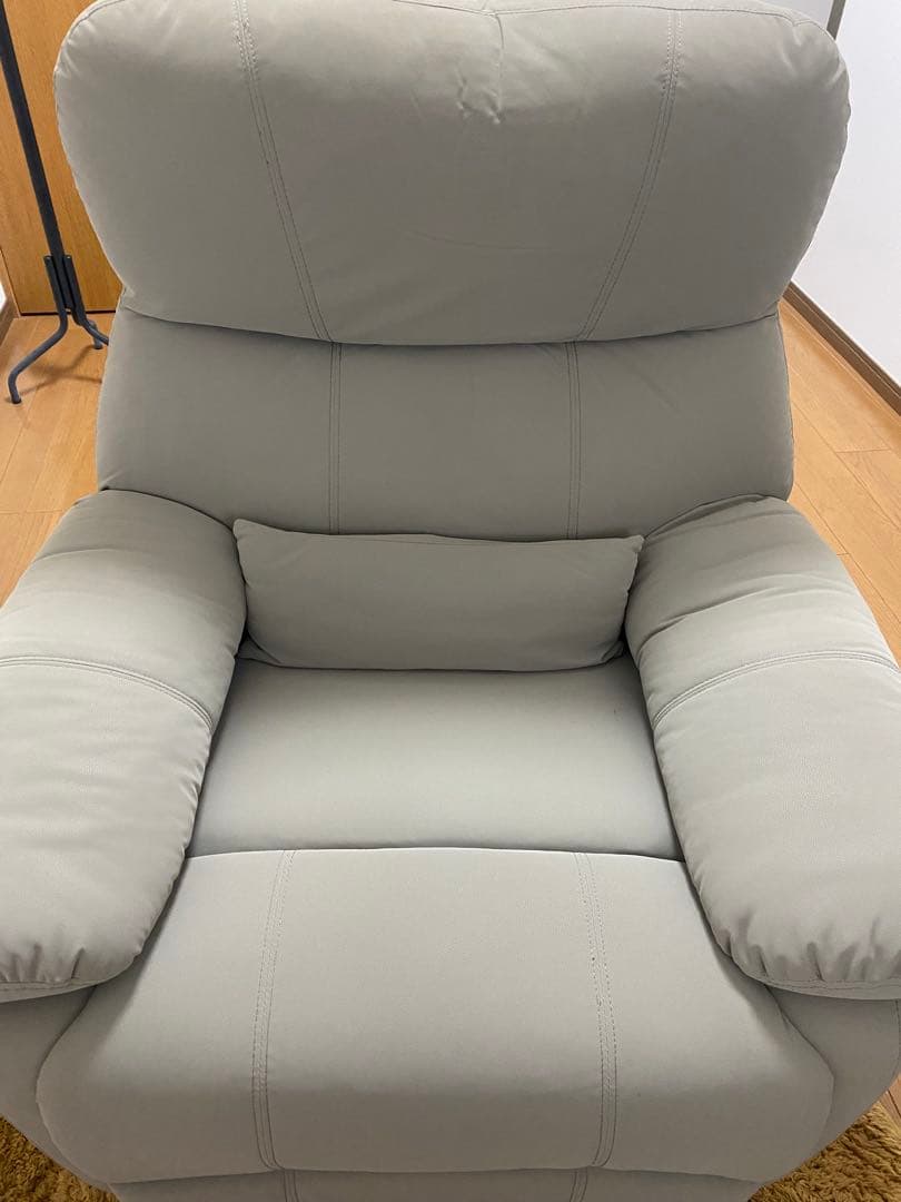 【水草くん】 リクライニングチェア　セブンビューティー　マツエク　アイリス