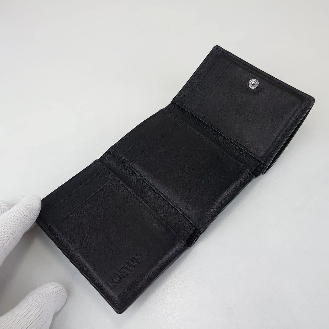 【美品】ロエベ　トライフォ－ルド　三つ折りナノ財布　ダブルホック　1211