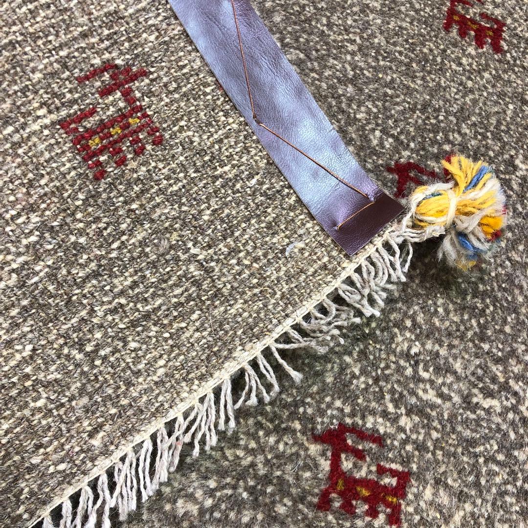 ペルシャ絨毯 ギャッベ gg48手織り 未使用品 在庫一掃セール 90x59