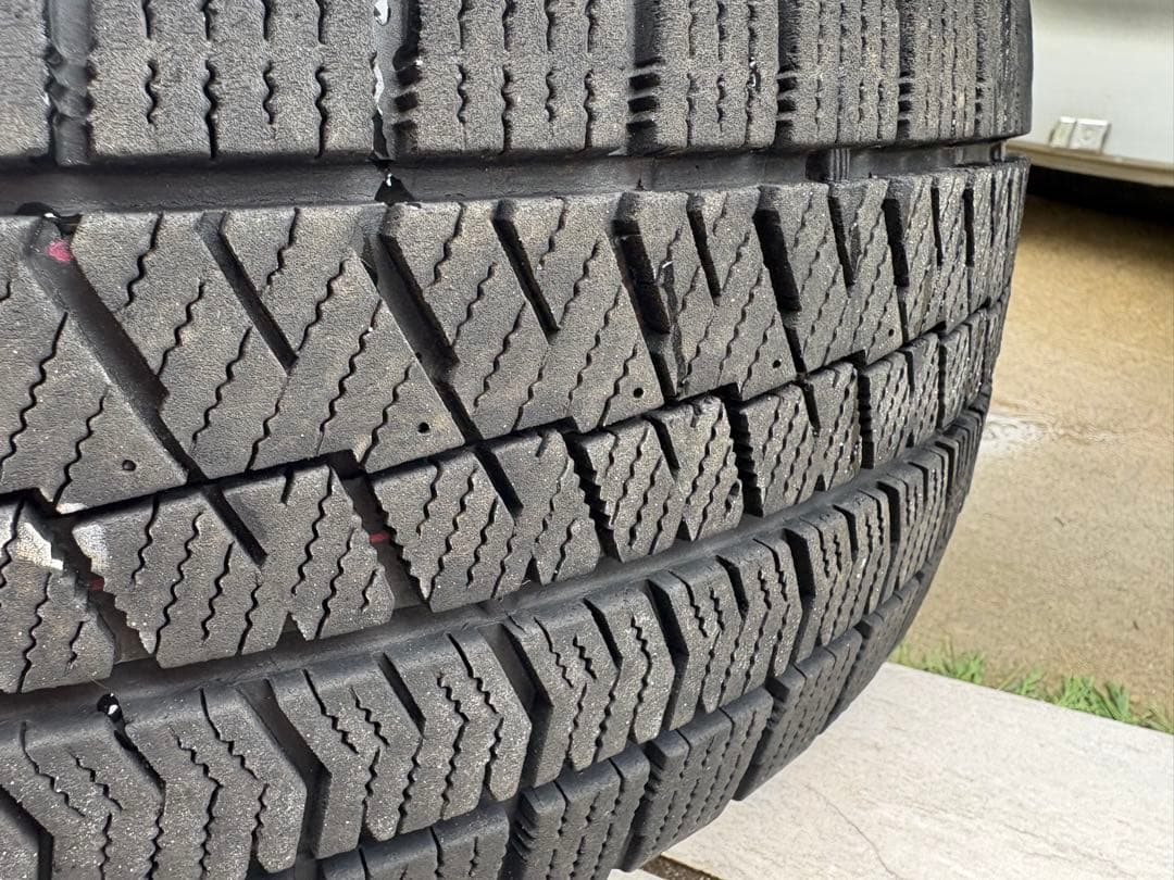 ブリヂストン スタッドレスタイヤ 195/65R15