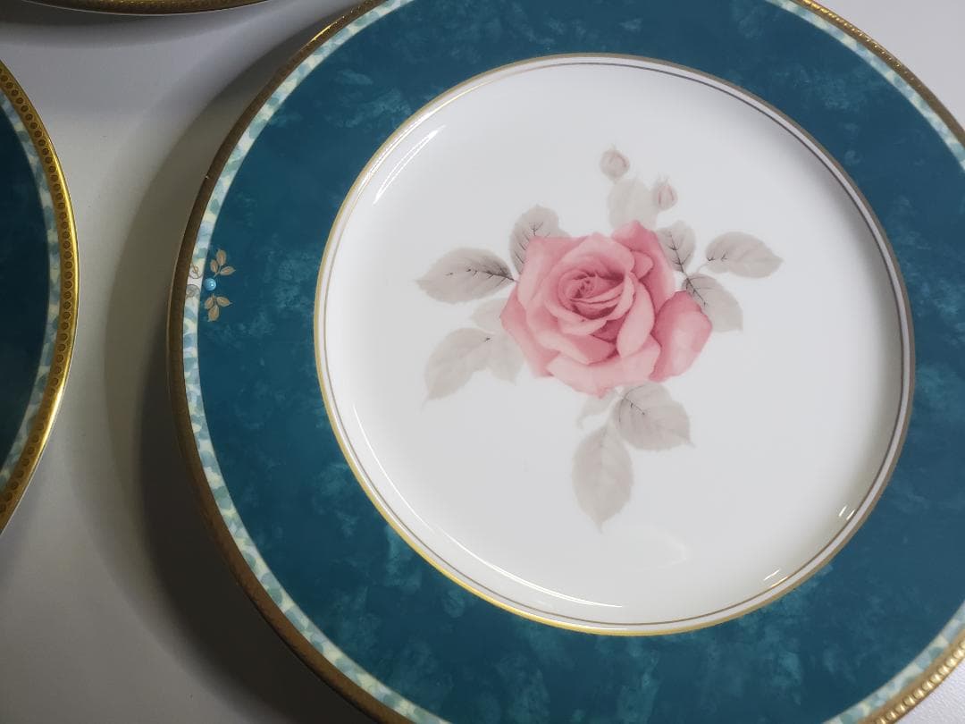 NARUMI CARESS 21cmデザート皿 ３枚セット ナルミ カレス