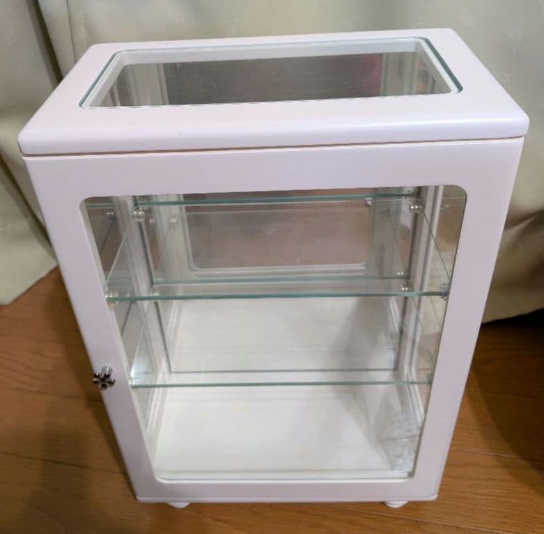 ホワイト ガラスディスプレイキャビネット