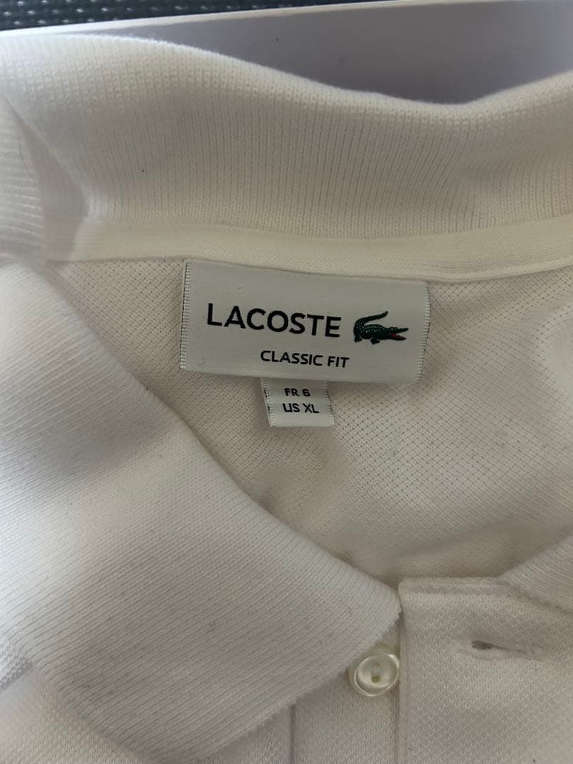 LACOSTE ホワイトポロシャツ ギフト箱入り