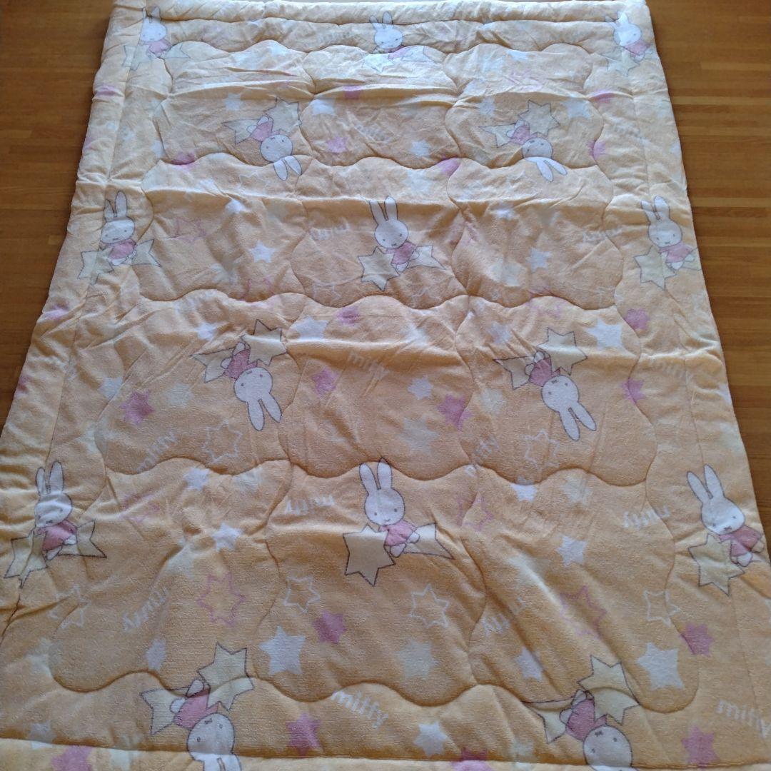 西川　miffy やわらかな肌ざわりキルトケット 140x190cm
