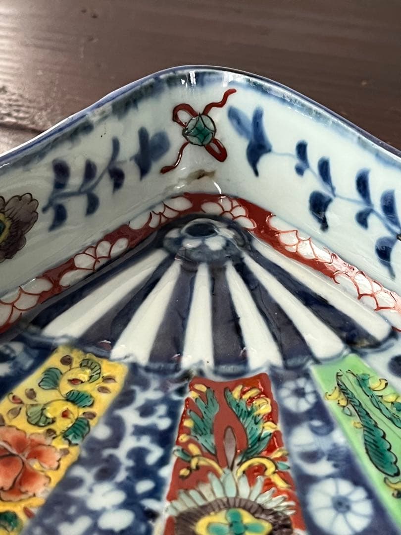 希少注文品　清朝期新渡　扇形足付鉢　五彩粉彩　丸紋唐草牡丹吉祥　変形向付菓子鉢