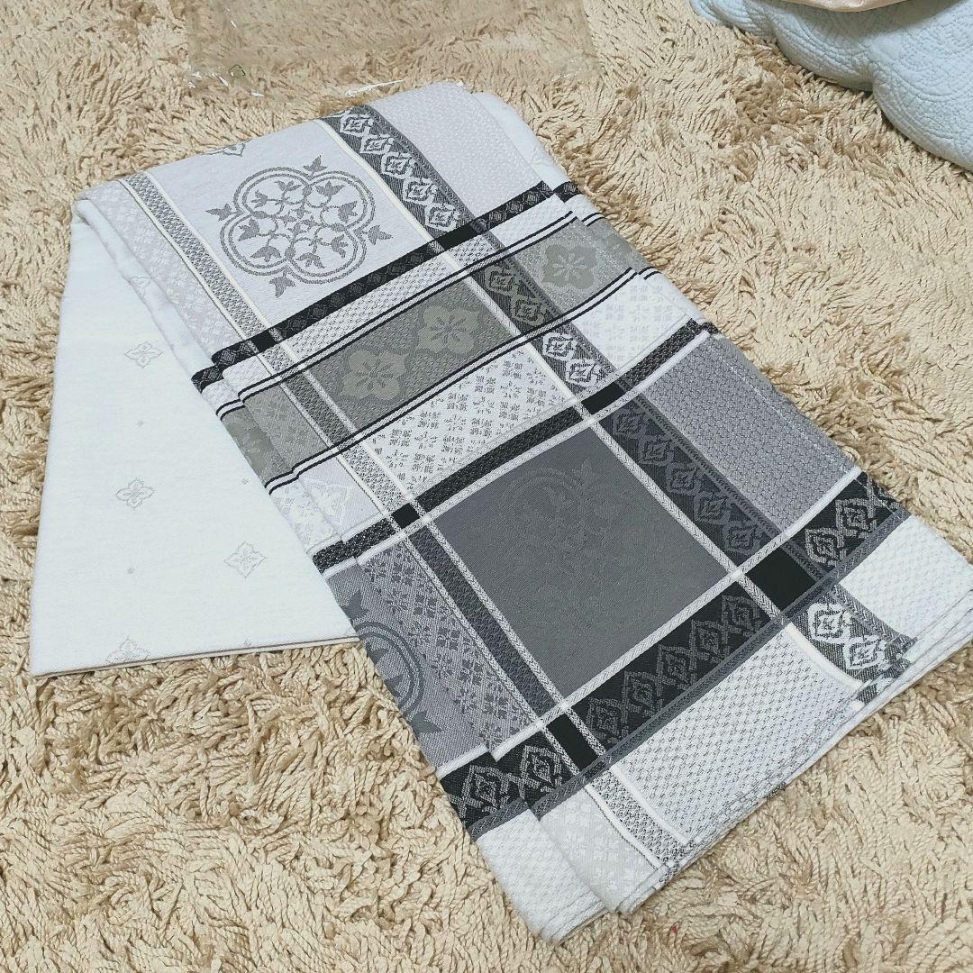 撥水加工ジャガード織テーブルクロス　ランソレイヤード　フランス