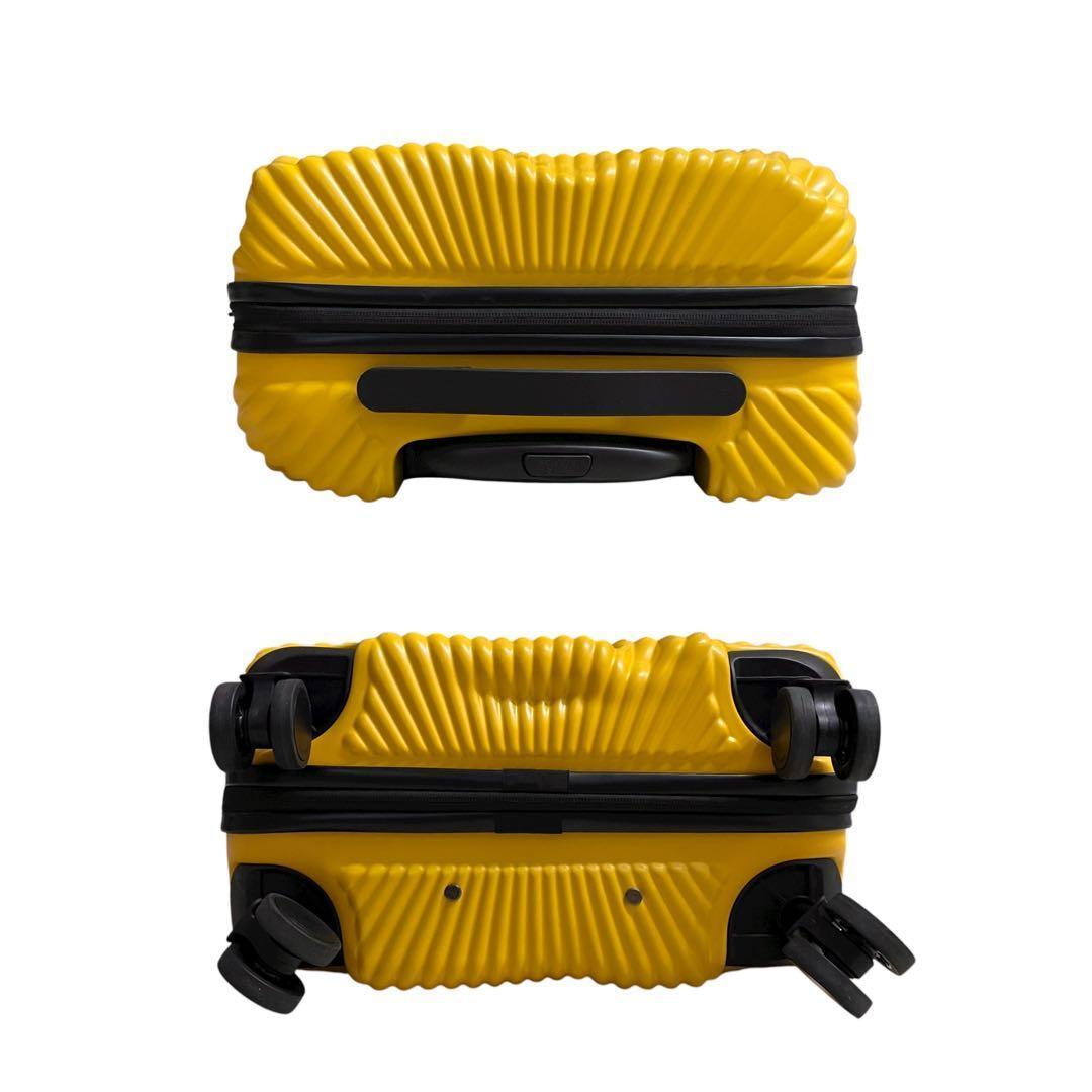 《超美品》クラッシュバゲージ スーツケース Sサイズ 40L 4輪 イエロー 黄