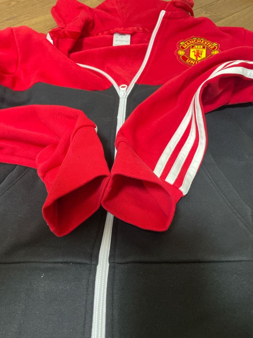 最終値下げadidas マンチェスターユナイテッドジャージ上下身長170cm前後