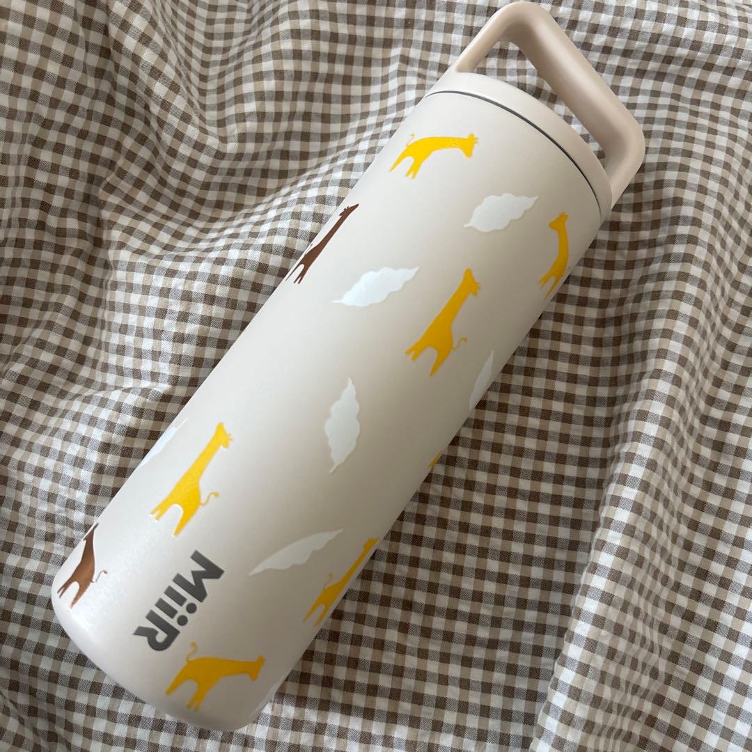 未使用　スターバックス【ハッピージラフ】ステンレスボトル　473ml 水筒