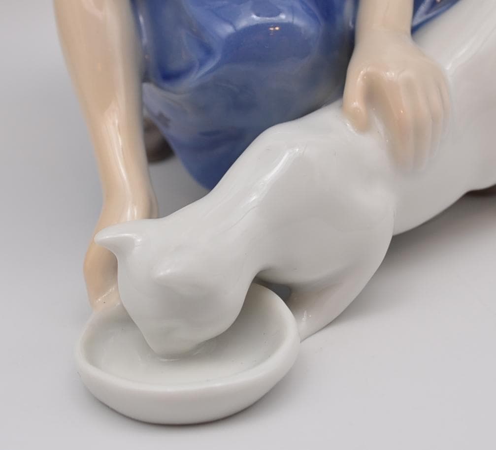 たった一滴　＃1745　No.4　★B＆G（ロイヤルコペンハーゲン）　デンマーク