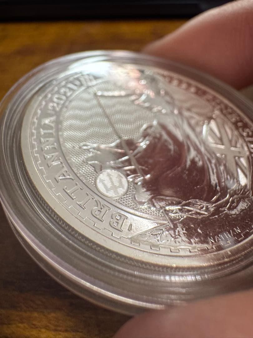 2021 イギリス　ブリタニア銀貨 1オンス (クリアーケース入り)