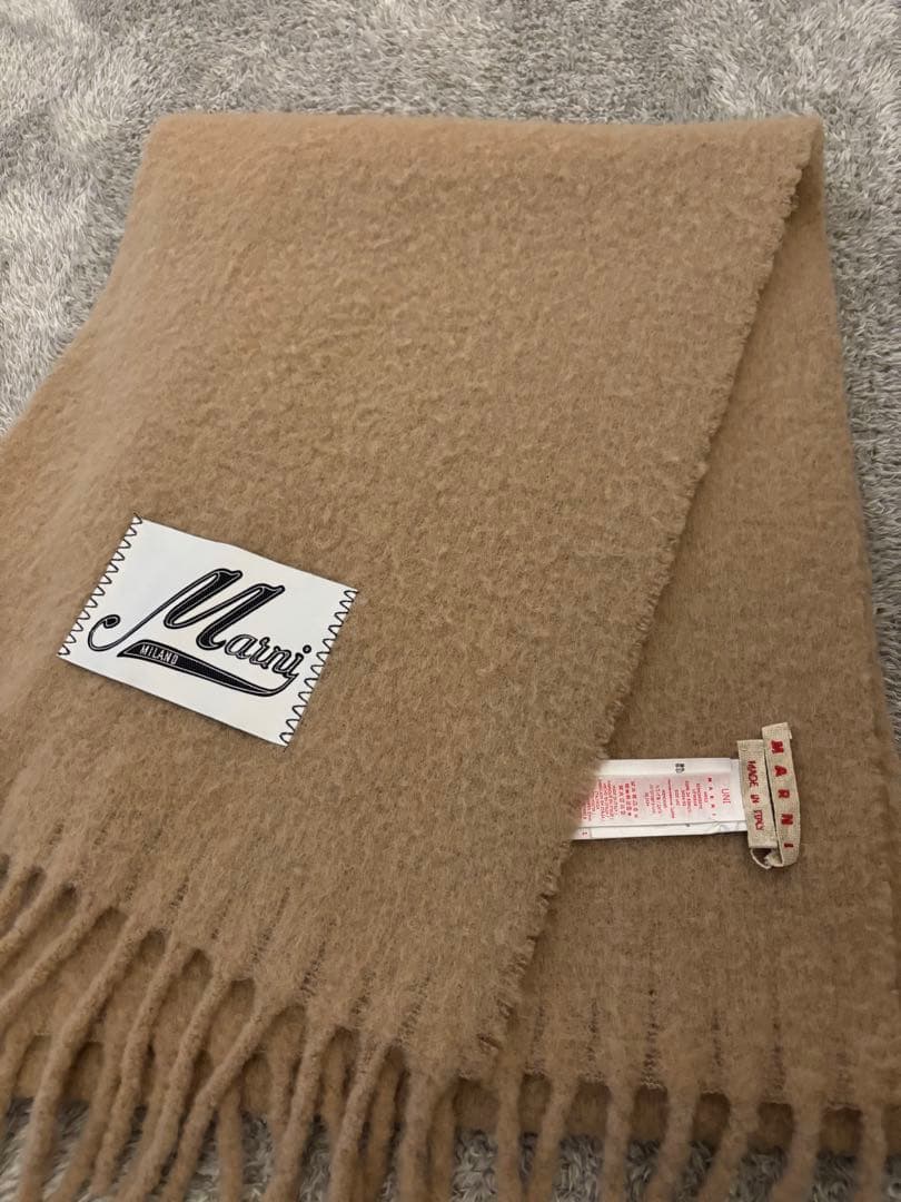 Marni ベージュ マフラー