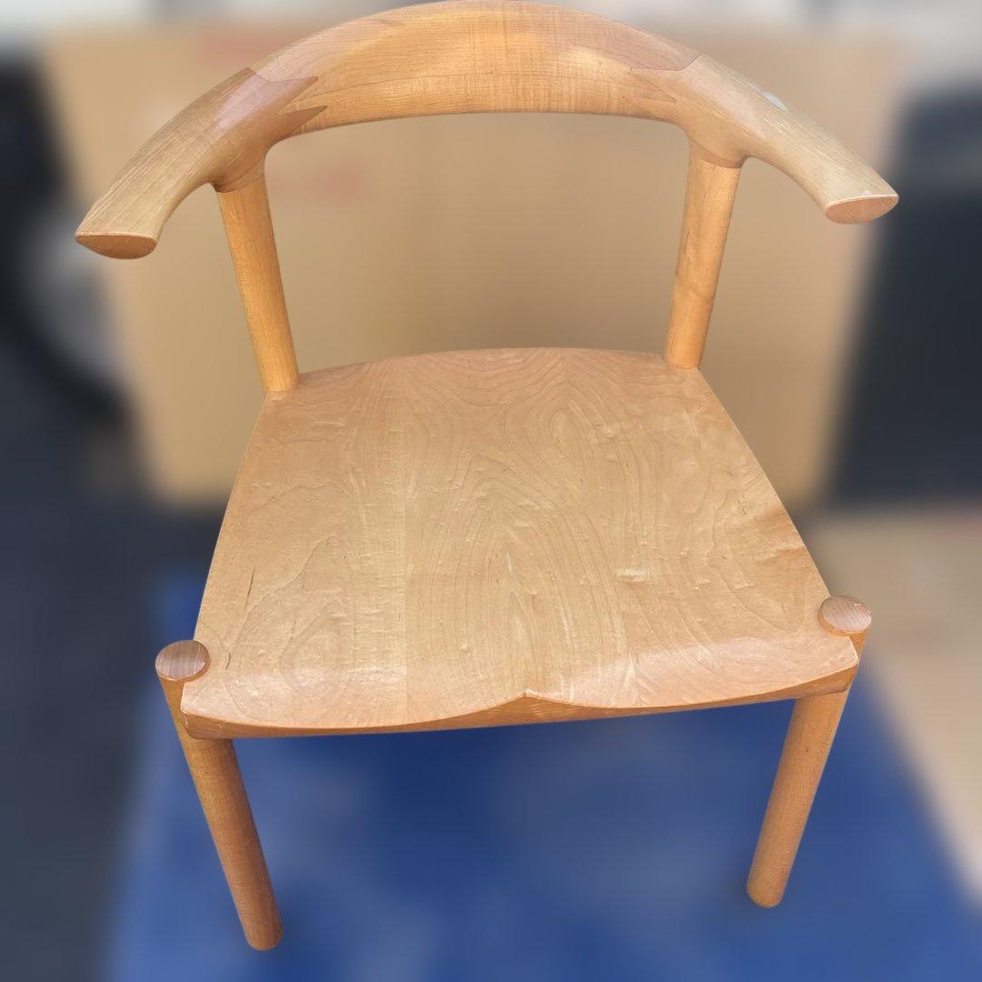 【家具蔵 KAGURA ヴォーグ アームチェア 無垢材 ダイニングチェア】