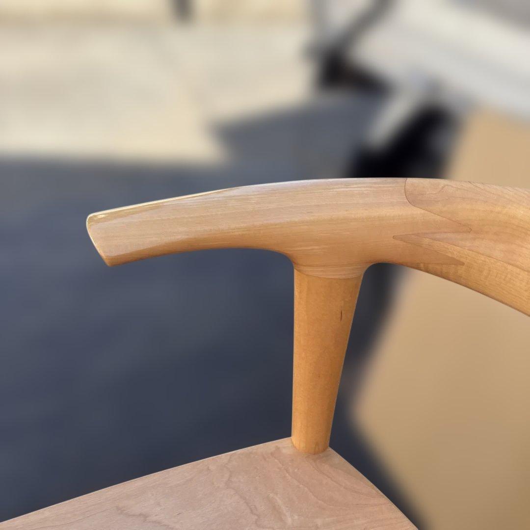 【家具蔵 KAGURA ヴォーグ アームチェア 無垢材 ダイニングチェア】