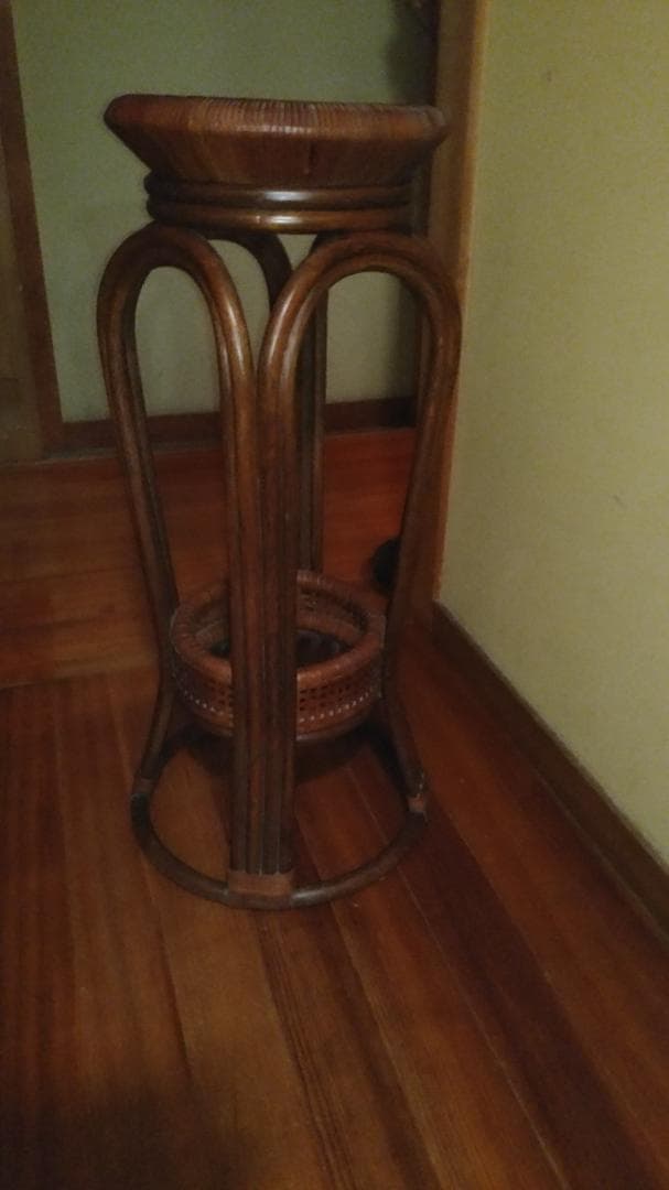 おしゃれ★花台／籐 家具、観葉植物、飾り台