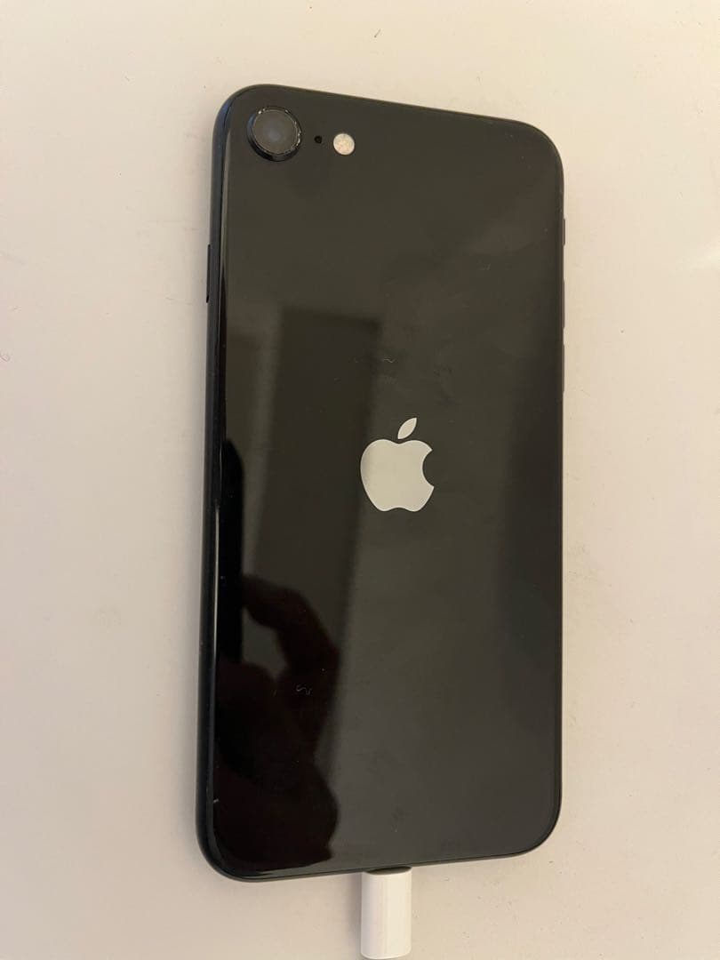 AppleiPhone SE第二世代 128GB SIMフリー