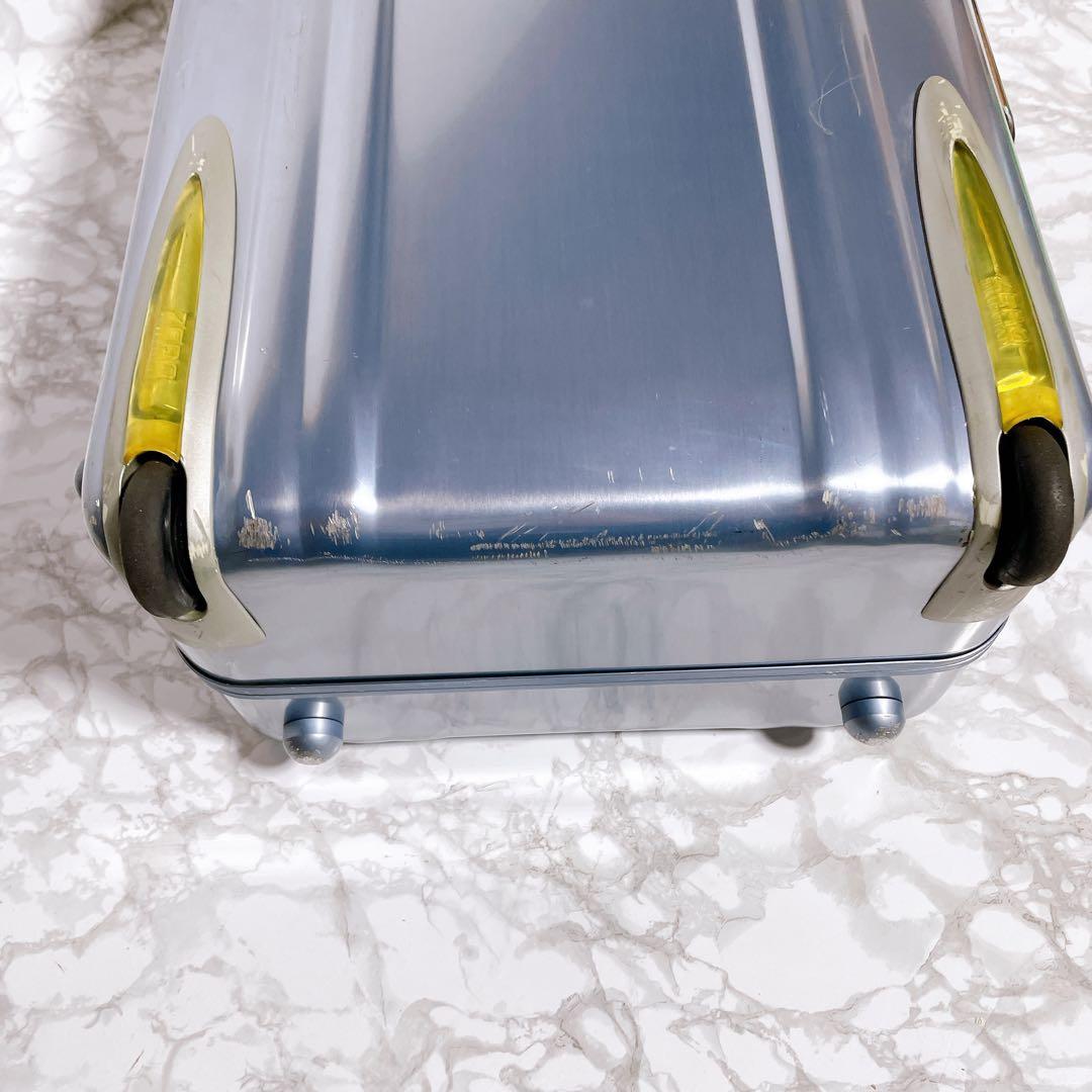 ゼロハリバートン スーツケース キャリーケース　トランク　アルミ