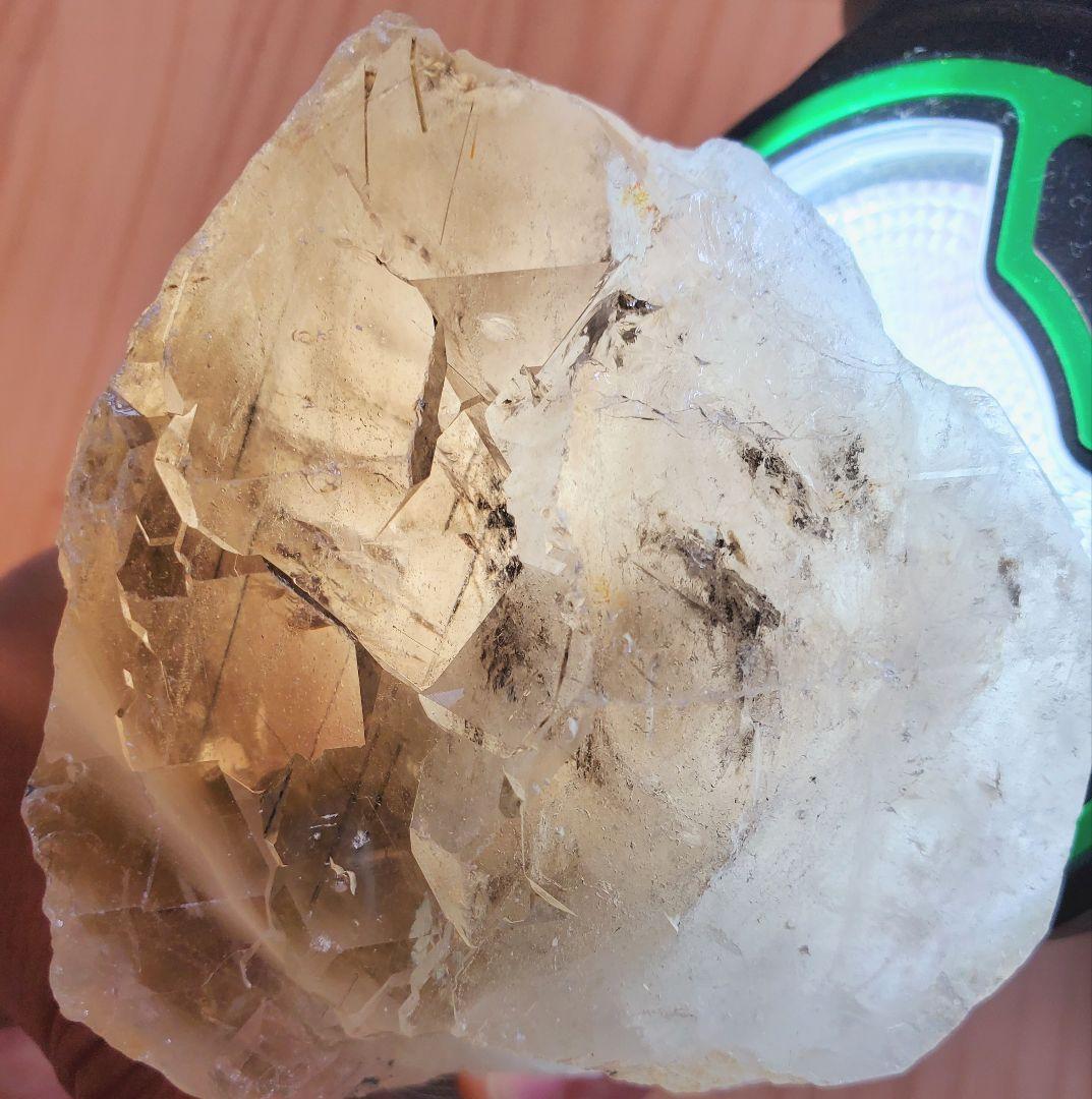 巨大‼️約500g越え‼️初期‼️ザギマウンテンクォーツの原石(ルチル入り)