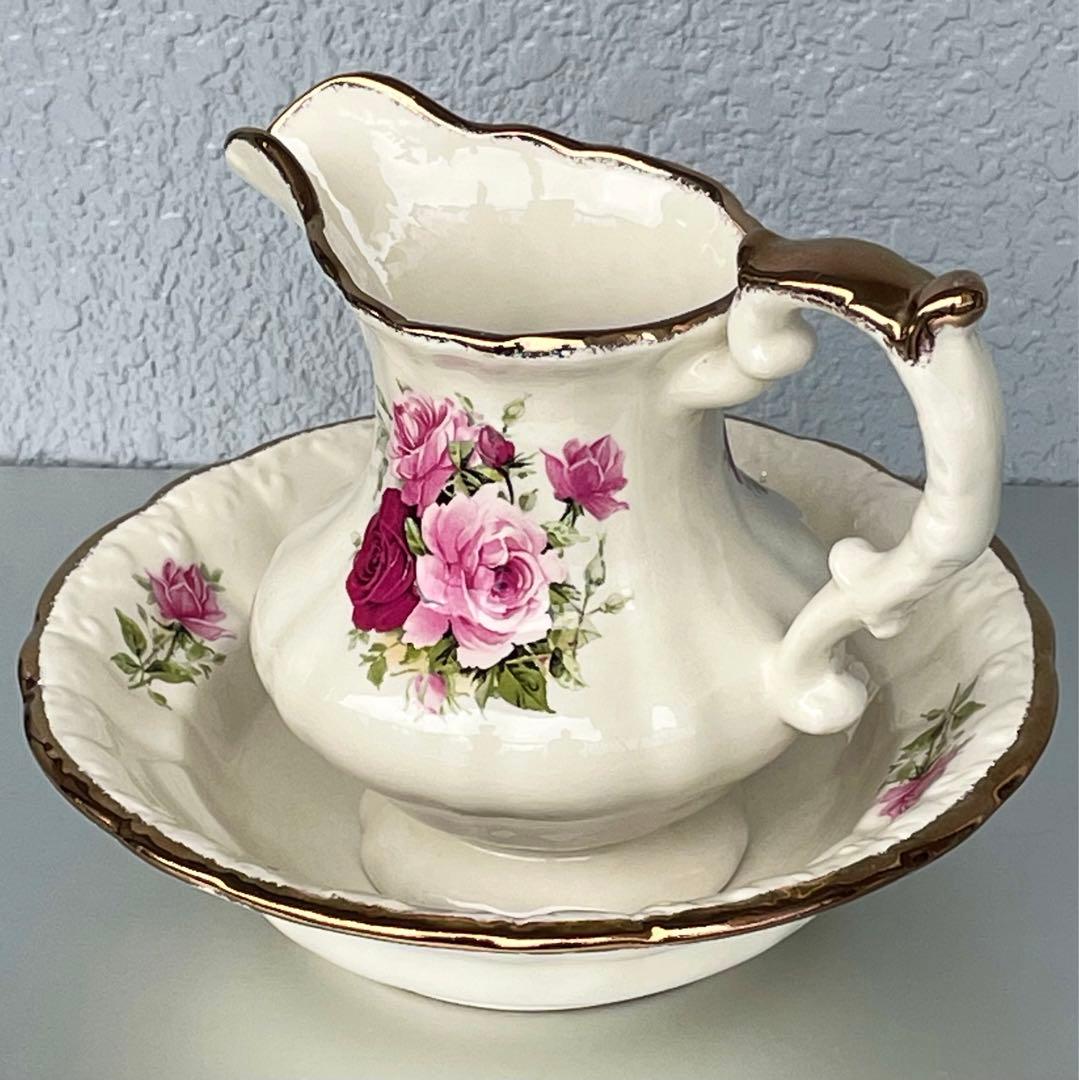 レア　英国アンティーク　洗面セット　ウォータージャグ(ピッチャー) & ボウル