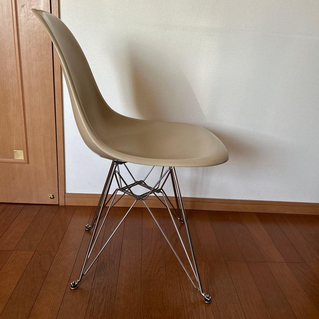 イームズ　MODERNICA サイドシェルチェア エッフェルベース　ベージュ