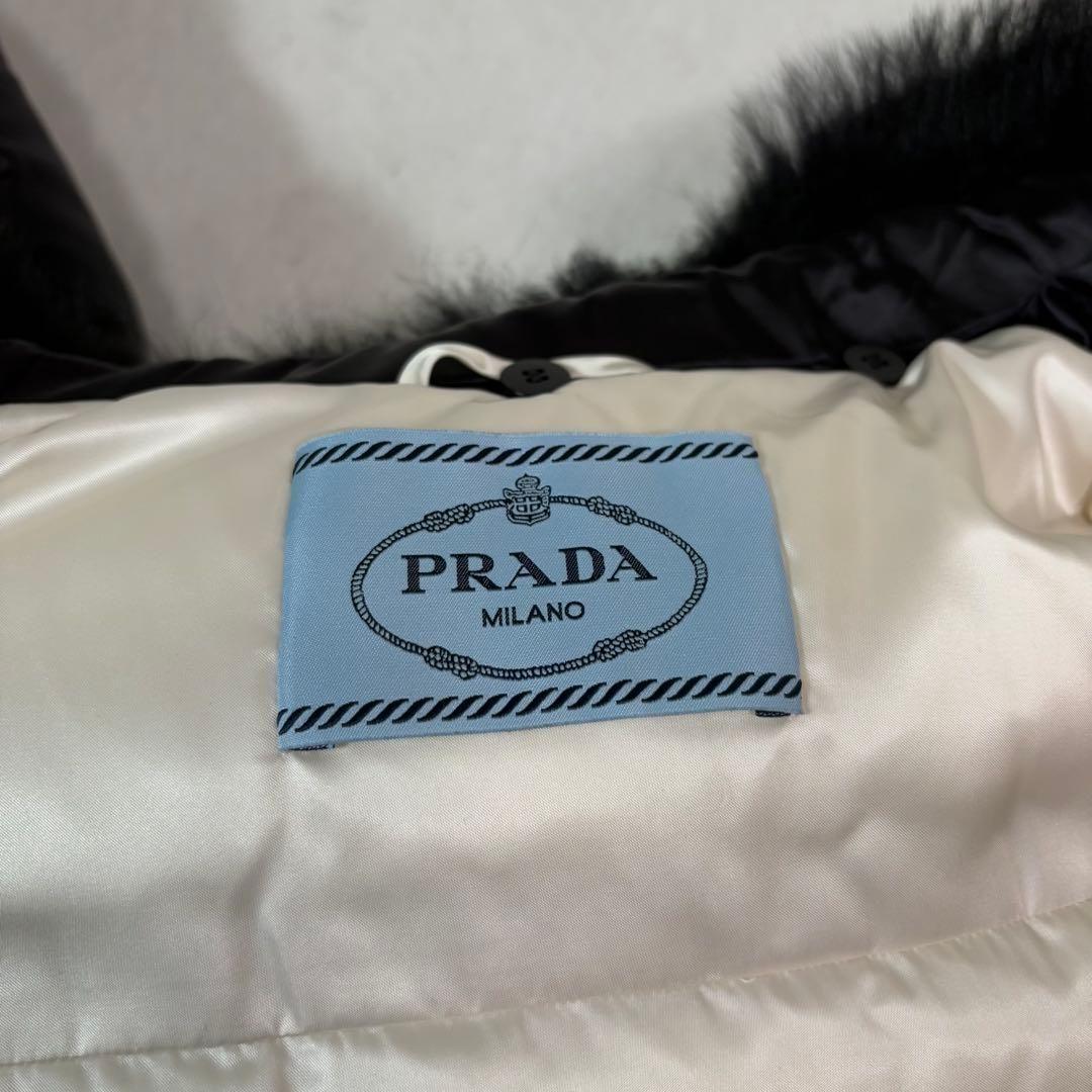 20AW ☆極美☆ PRADA 三角ロゴ　シープスキン　ダウンコート　黒　40号
