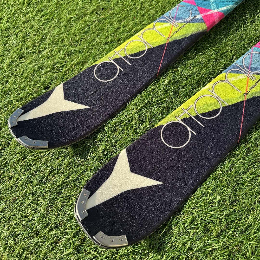 美品　ATOMIC AFFINITY AIR 146cm ビンディング付