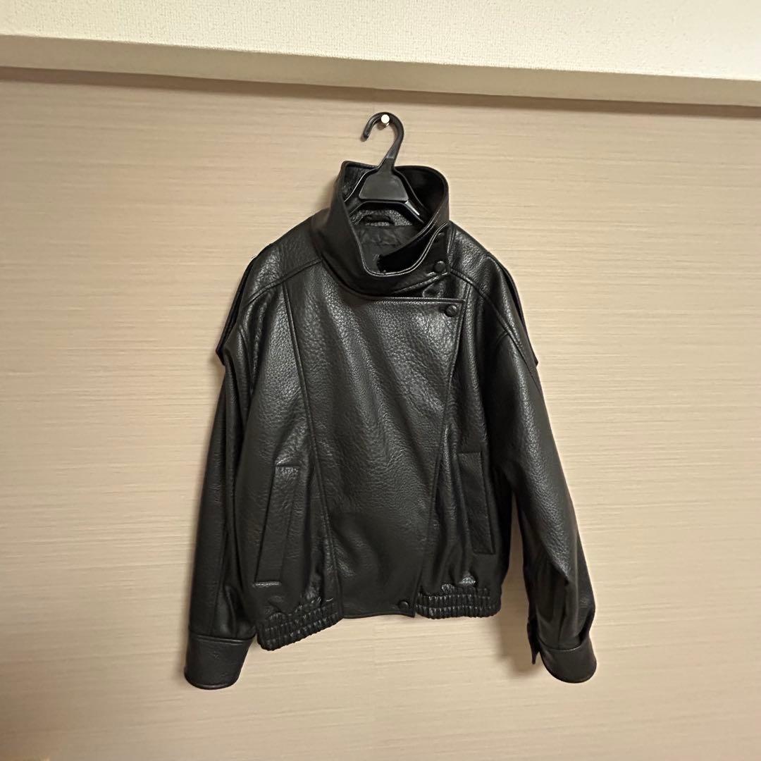 ZARA XS フェイクレザージャケット