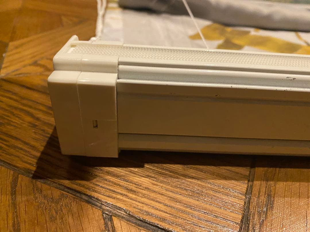 モーリスロールカーテン3セット、表示価額は、一つのみ