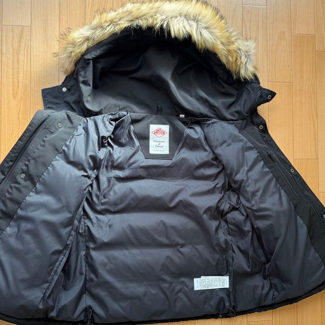 DANTON ファー付きブラックダウンジャケット