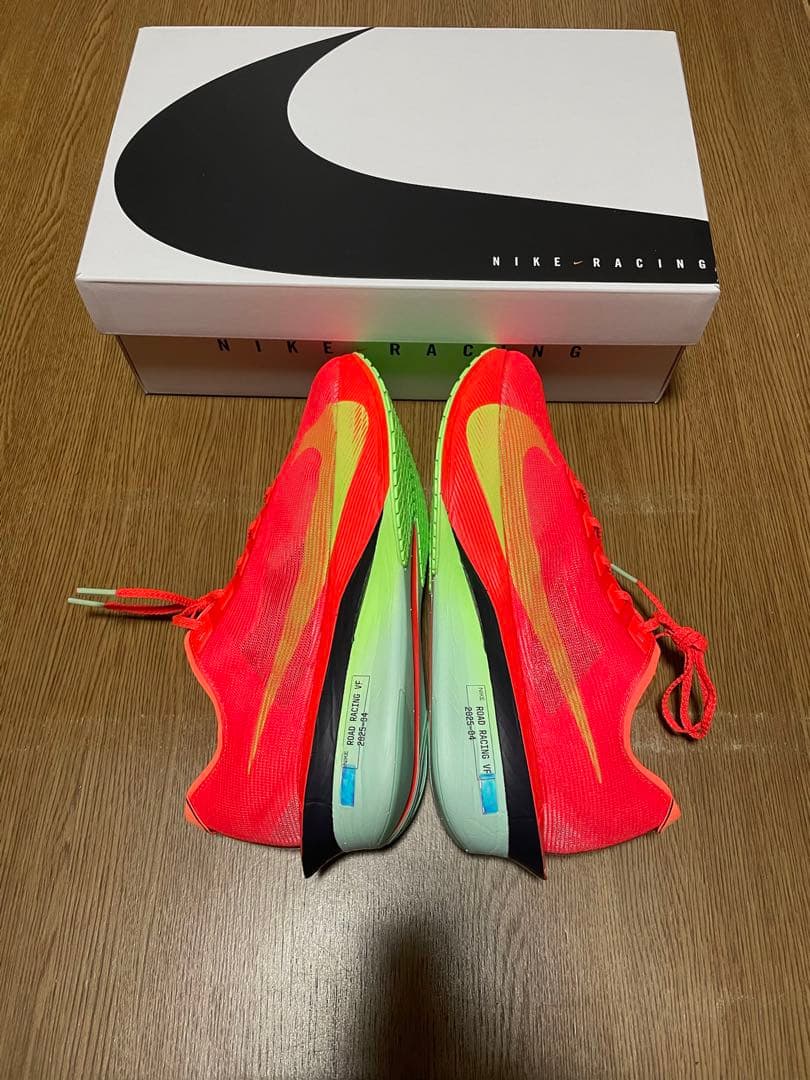 ナイキ　ヴェイパーフライ4 26.5cm