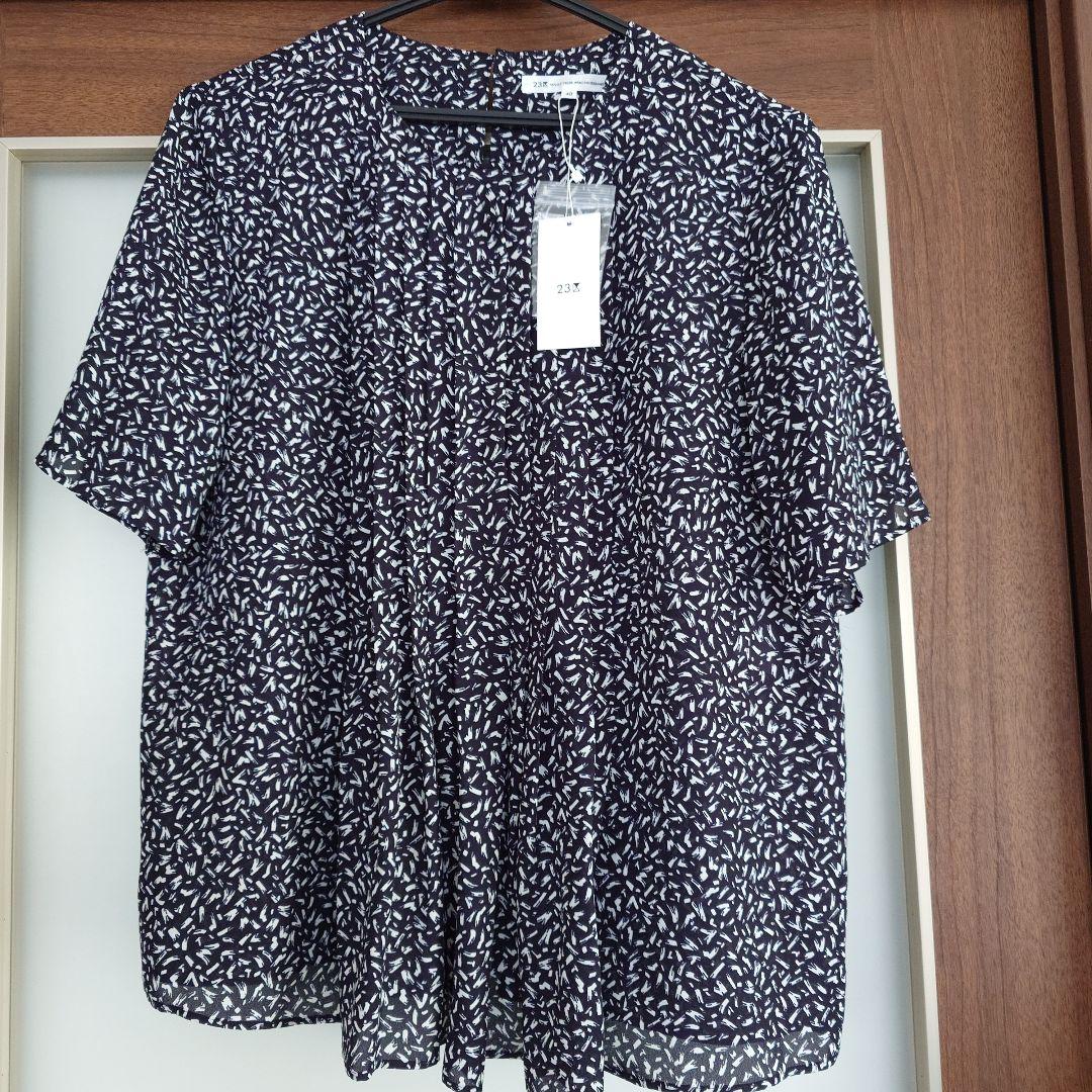 23区 花柄半袖ブラウス