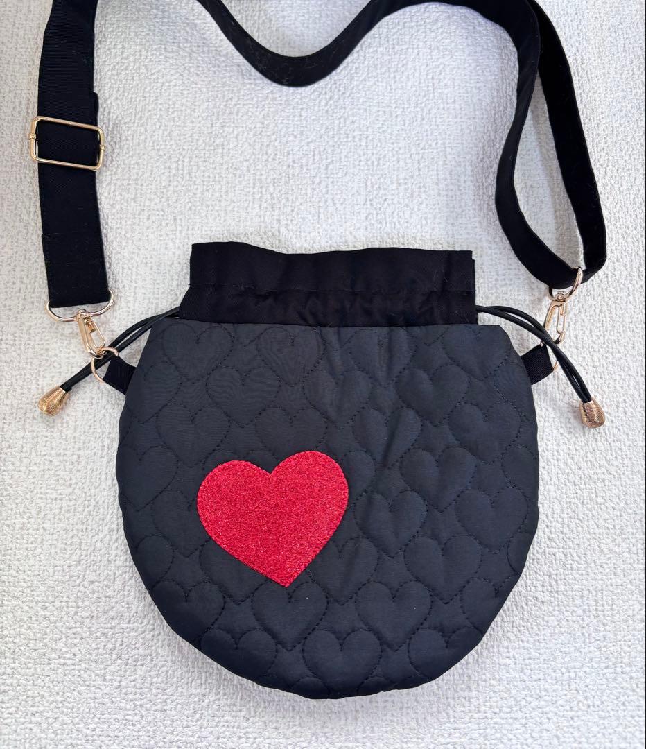 ハンドメイド　ウサミミ丸底巾着ファーバッグ　丸型巾着バッグ