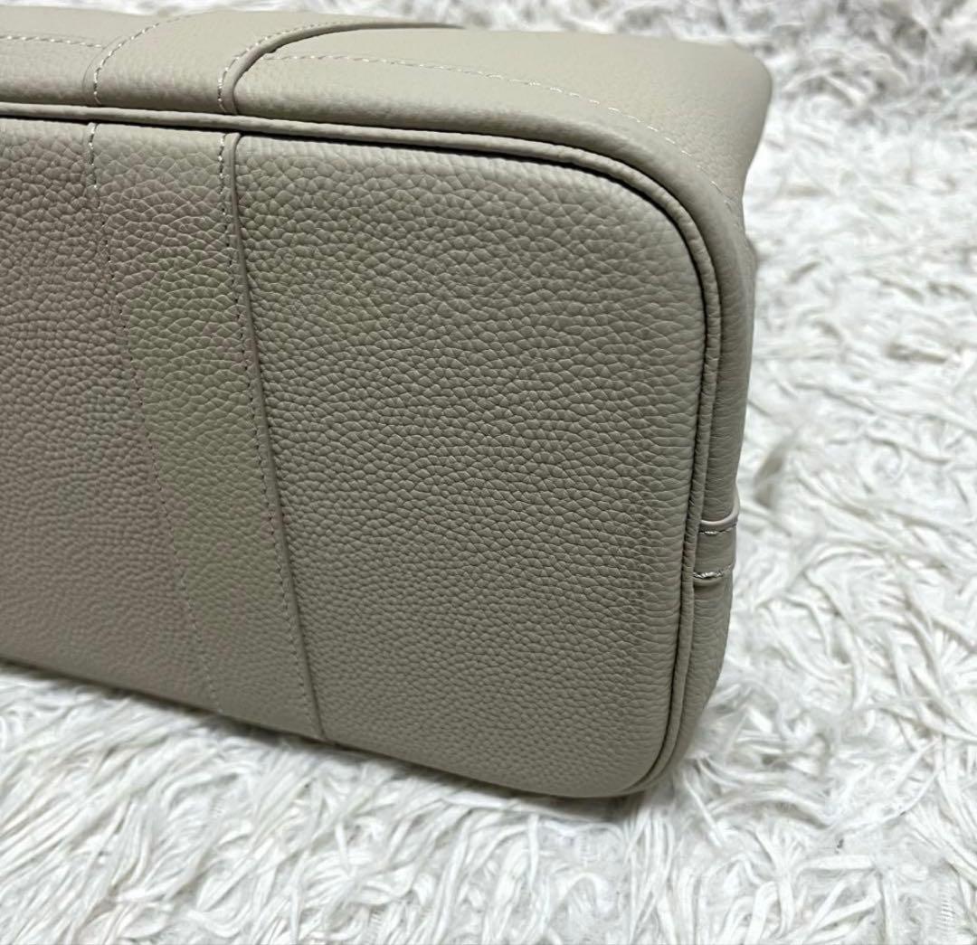 ペ*ン様 未使用保管品✨ガーデンパーティ　トートバッグ　PM 本革　ベージュ