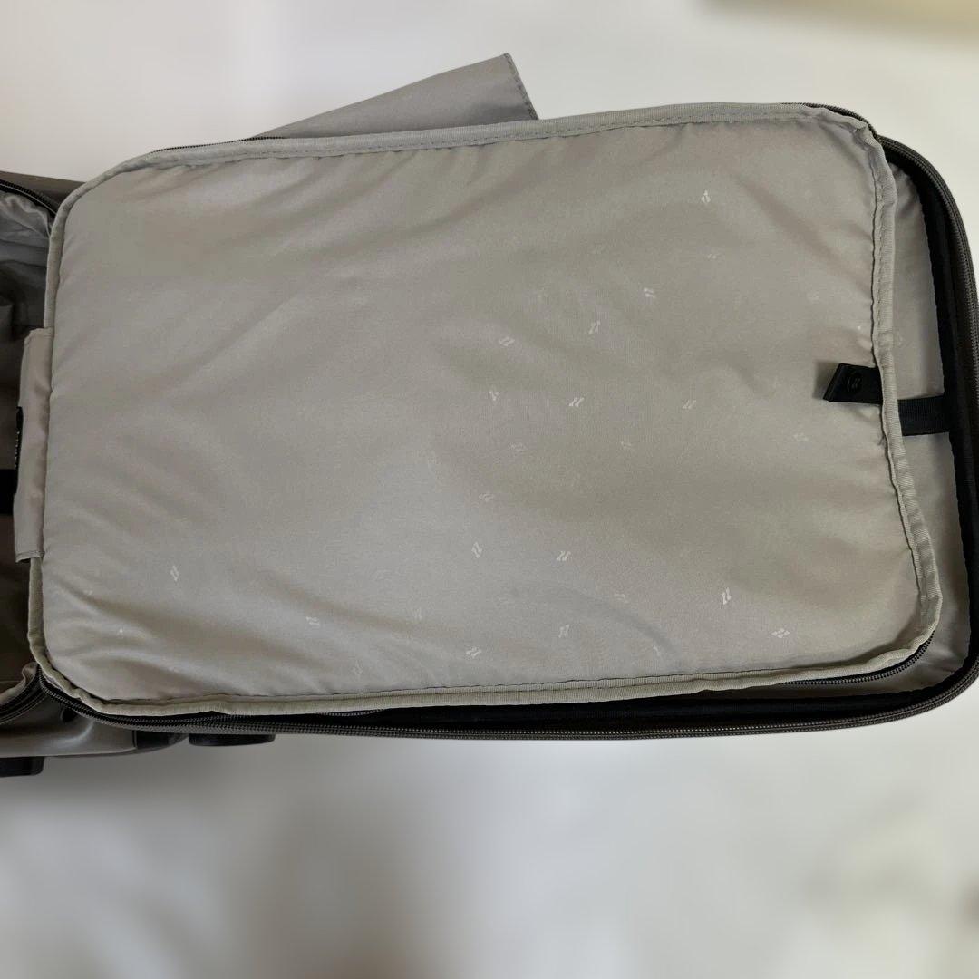 最終値下げ　LOJEL CUBO FIT S ロジェール スーツケース 55L