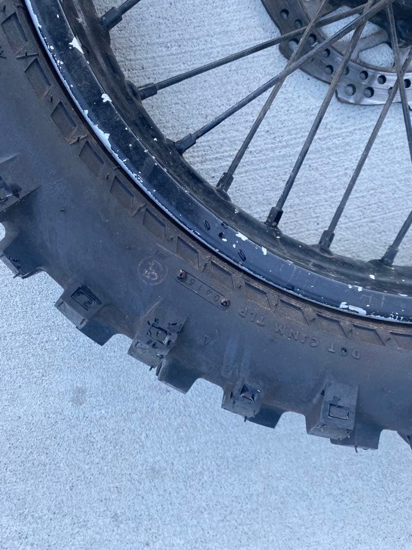 KLX250 前後ホイールセット　タイヤ山あり