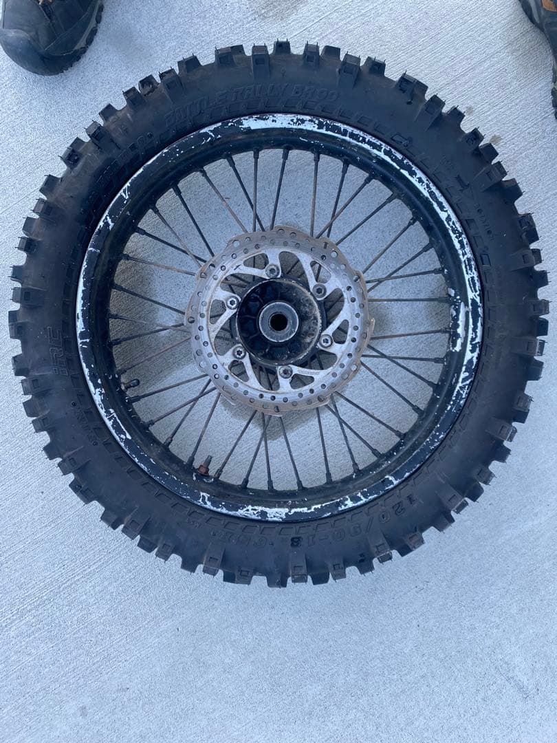 KLX250 前後ホイールセット　タイヤ山あり