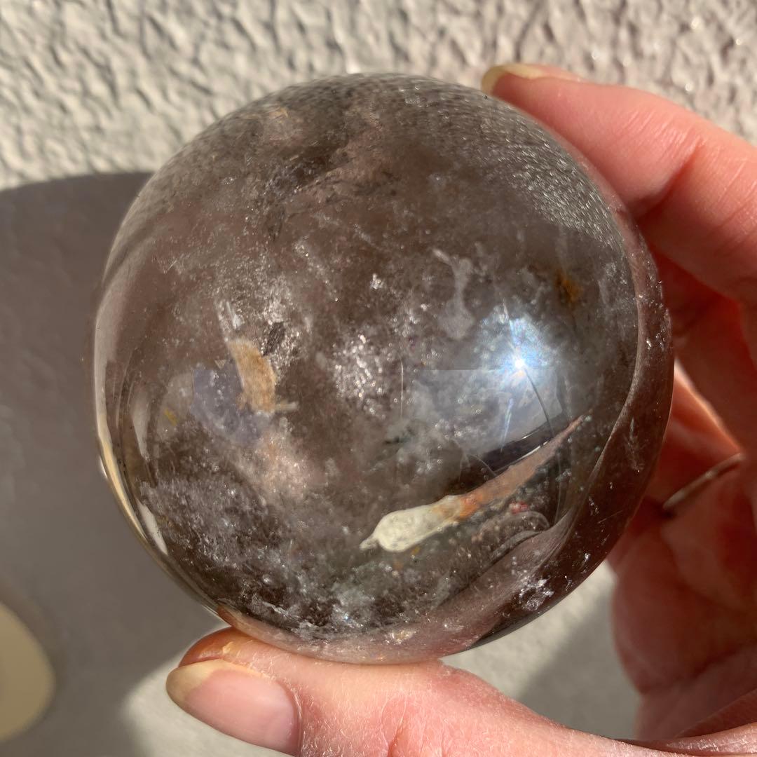 虹一杯‼︎スモーキークォーツスフィア大玉約66mm ゼウスストーン　天然石置物