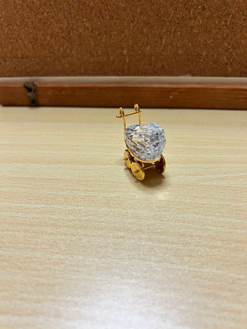 スワロフスキー