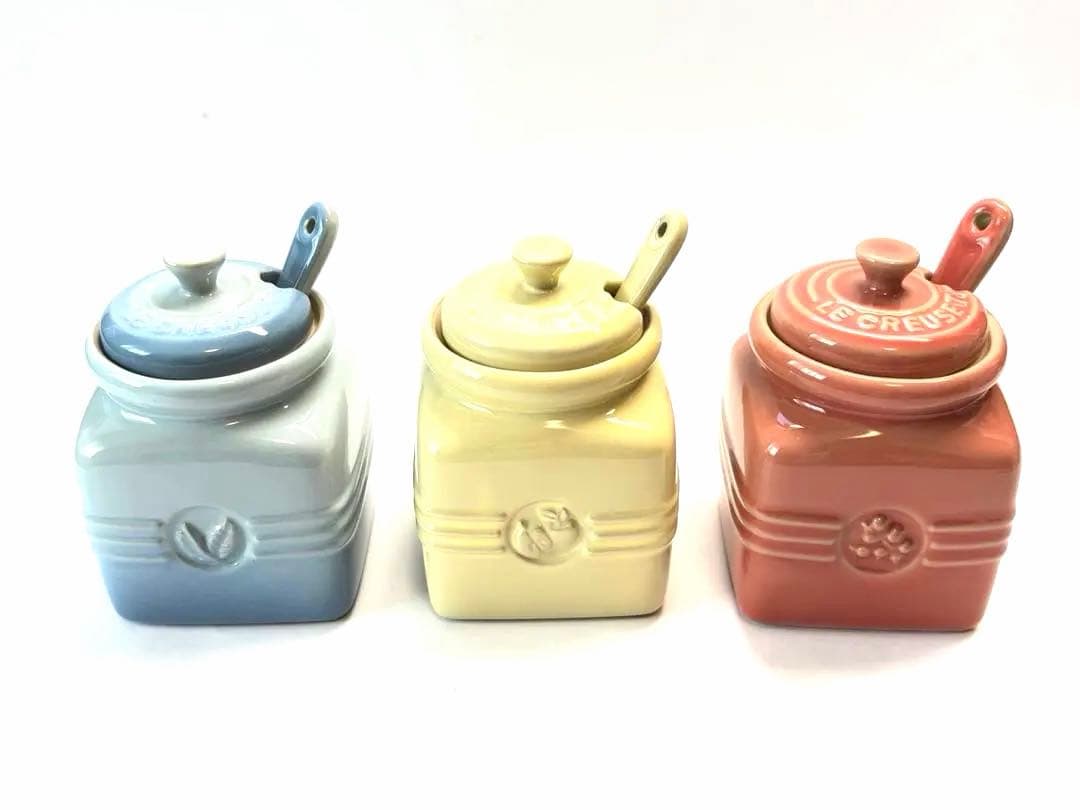 新品 ルクルーゼ ジャムポット 3色 赤黄青 スプーン付 調味料入れ 3点セット