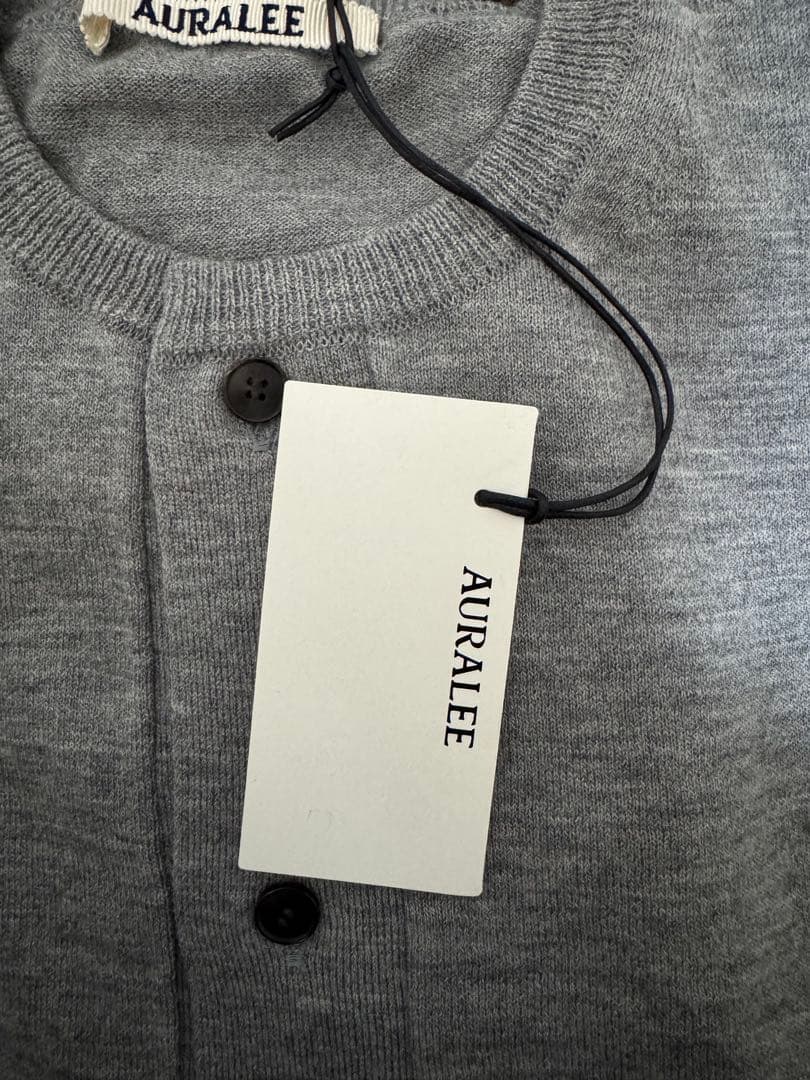 Ｓ*様 新品　AURALEE CASHMERE HARD TWIST CARDI