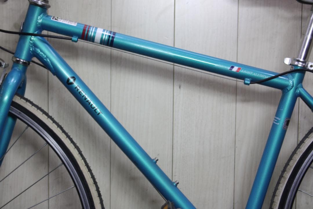 b*g様 定価43,856円ルノー700C シマノ6速アルミ 440mm クロス