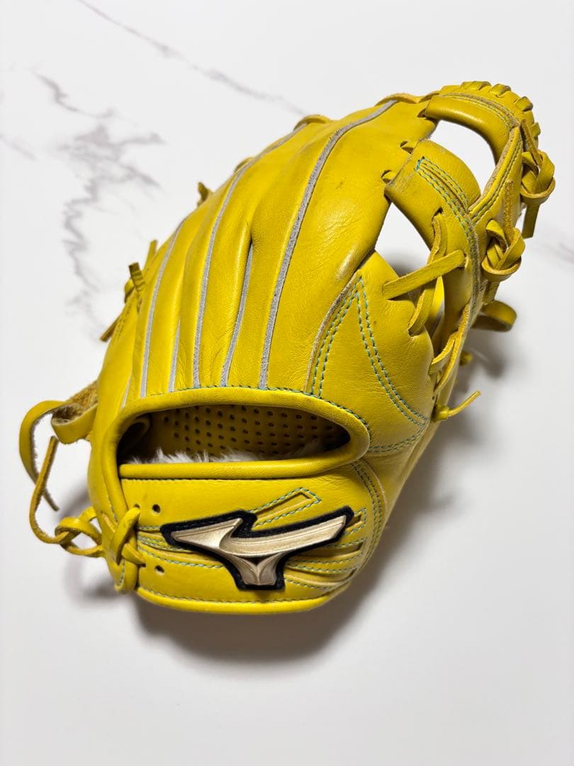 Mizuno Global Elite 軟式グローブ イエロー