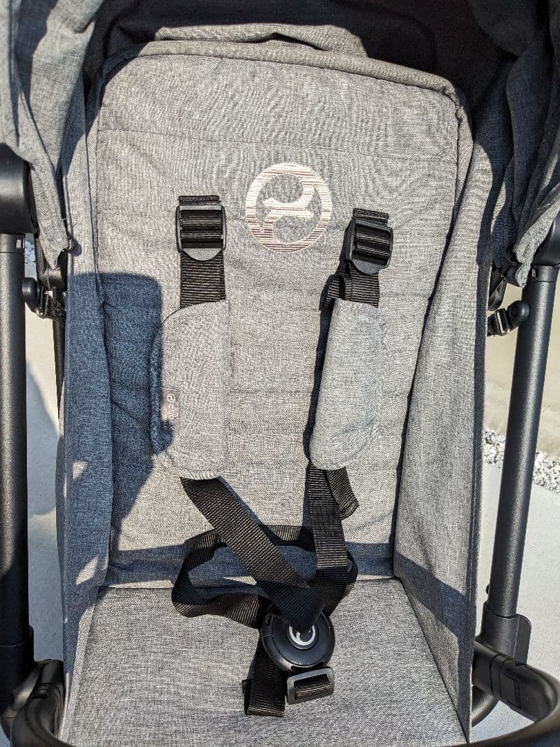 Cybex イージーSプラス Eezy S+plus