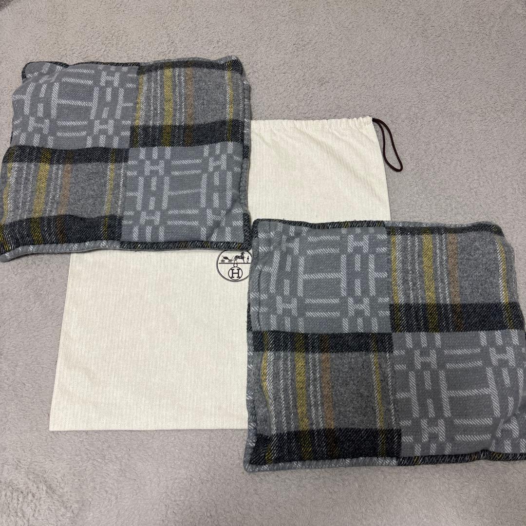 HERMES エルメス Hロゴ 枕 インテリア クッションカバー　2枚セット