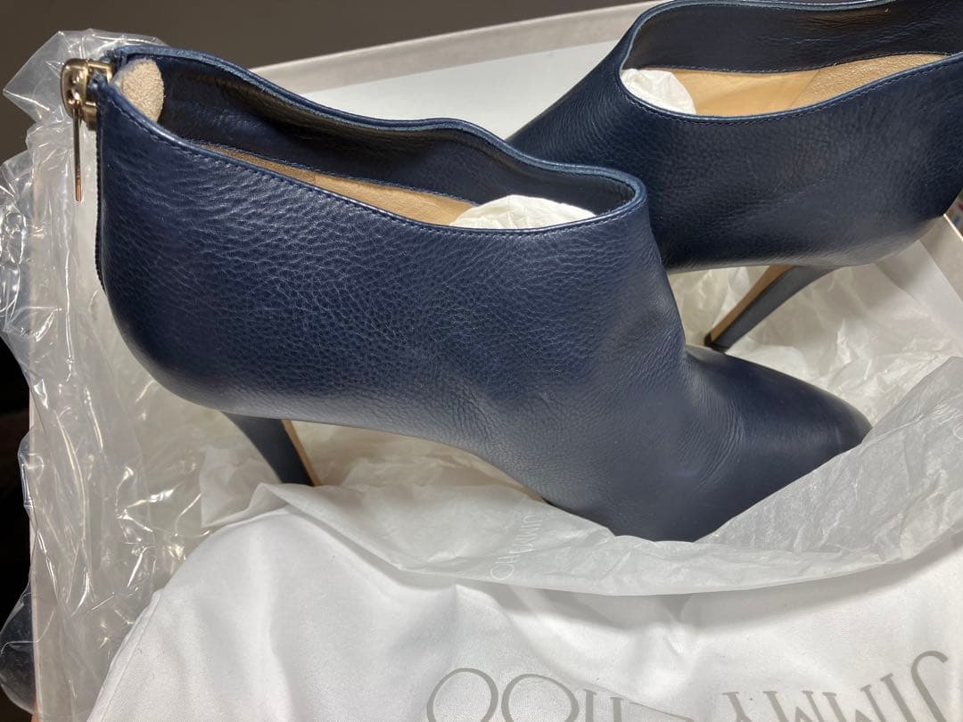 【てぃん♡11/25】 最終値下_未使用JIMMY CHOOショートブーツ