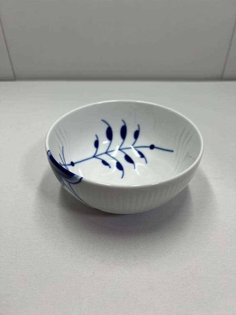 ロイヤルコペンハーゲンブルーフルーテッド メガボウル&メガプレート