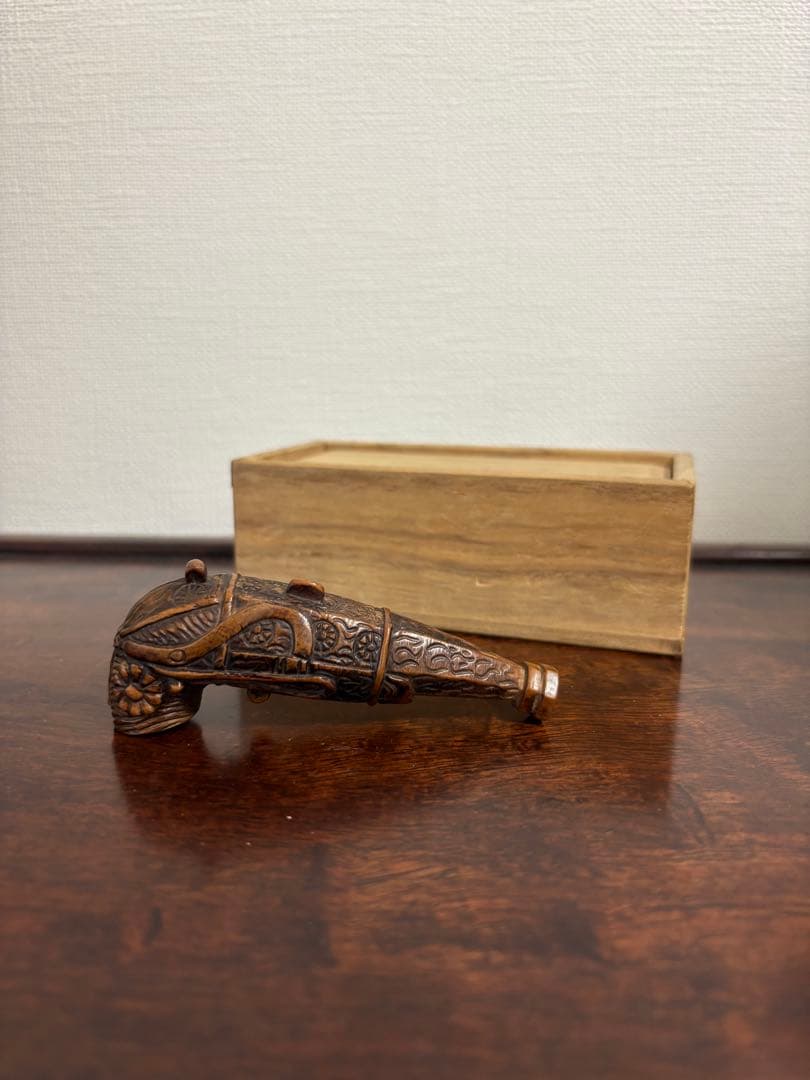 時代鉄砲根付 柘植製 黄楊木 在銘「日昇」 提物 根付 木箱付き 長さ9.5cm