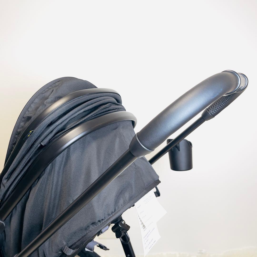 【ほぼ未使用品】Mompush Wiz AB型 コンバーチブル ベビーカー 黒