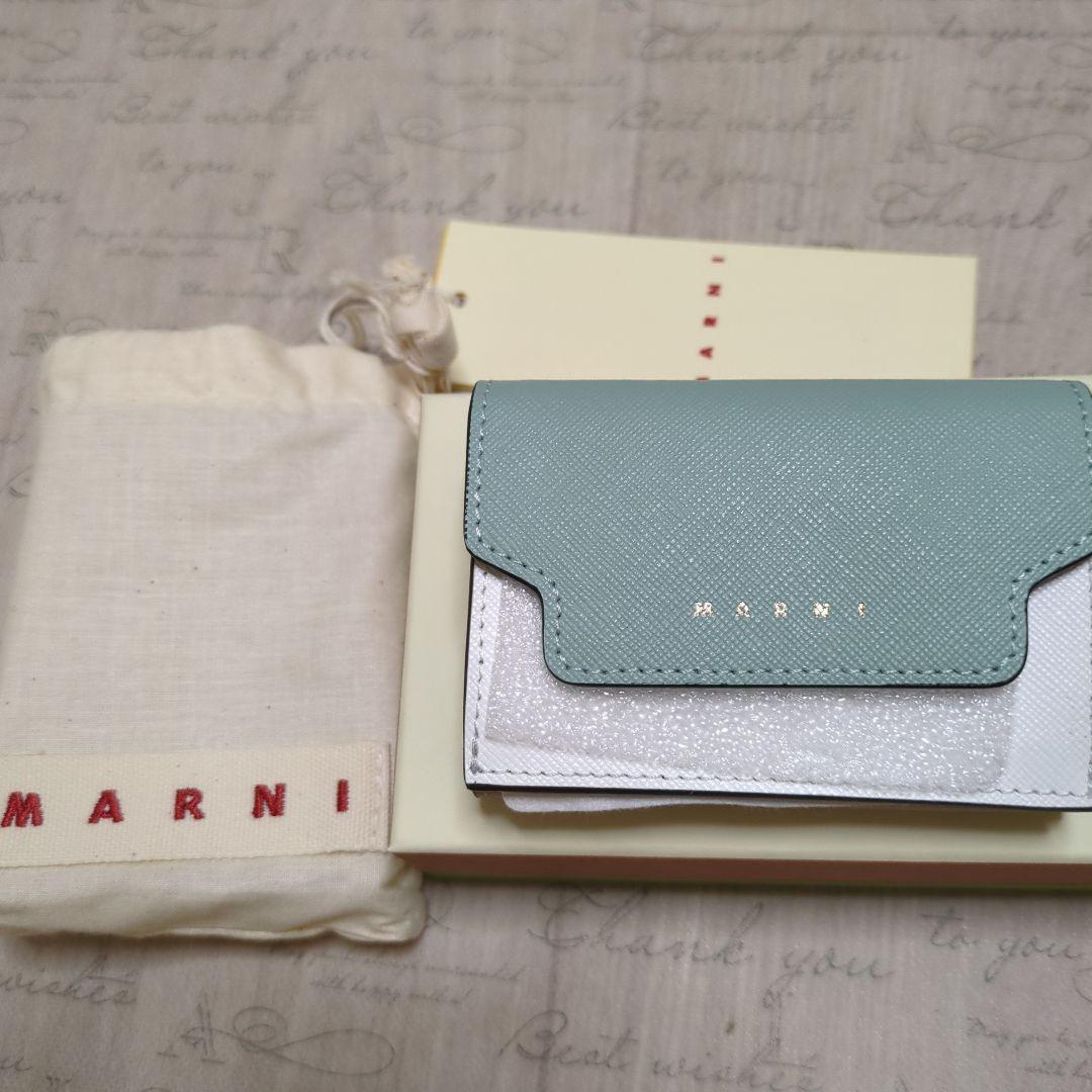 ひ*読様 【新品未使用☆交渉歓迎♪】MARNI　マルニ　三つ折り財布　グリーン